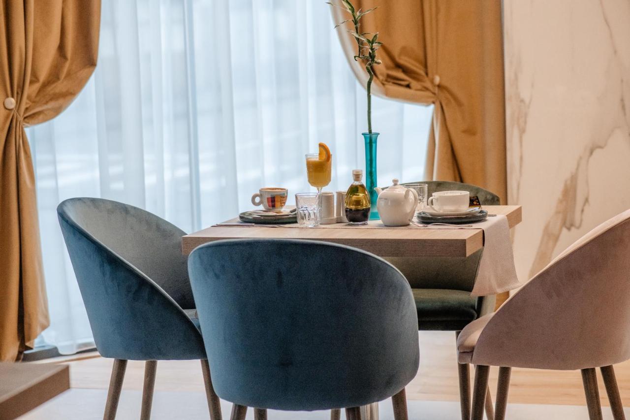 Hotel Clipa Drobeta Turnu Severin Dış mekan fotoğraf
